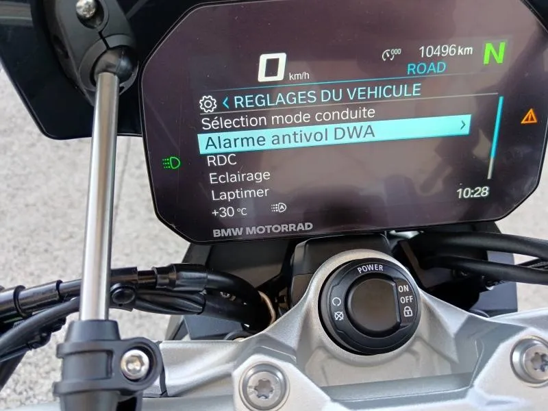 BMW F 900 R