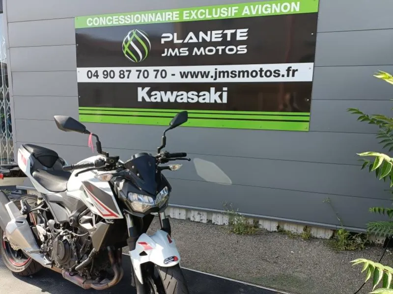 KAWASAKI 400 PERMIS A2 ET A REVISEE A SAISIR