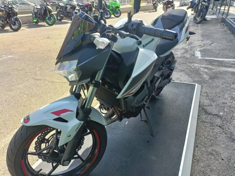 KAWASAKI 400 PERMIS A2 ET A REVISEE A SAISIR
