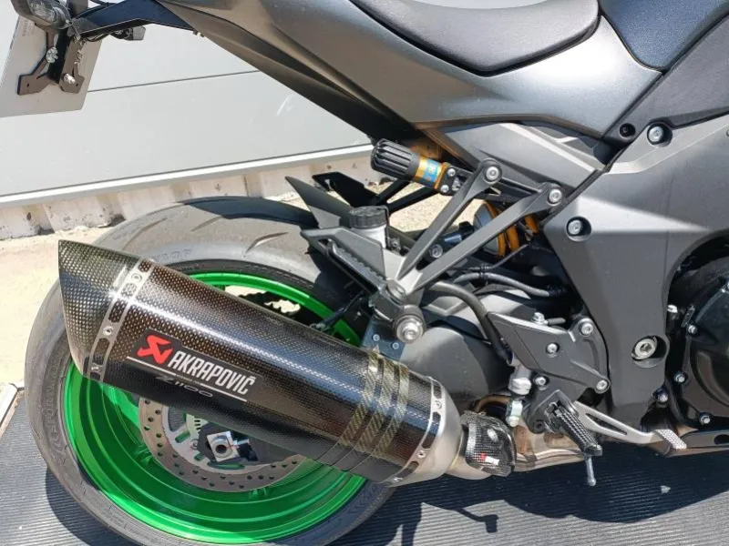 KAWASAKI 1100 SE 2026 PACK PERFORMANCE AKRAPOVIC