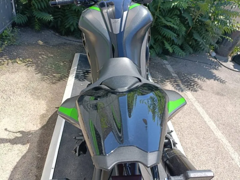 KAWASAKI 1100 SE 2026 PACK PERFORMANCE AKRAPOVIC