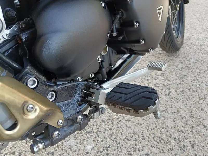 TRIUMPH 900 EFI Bleu Matt