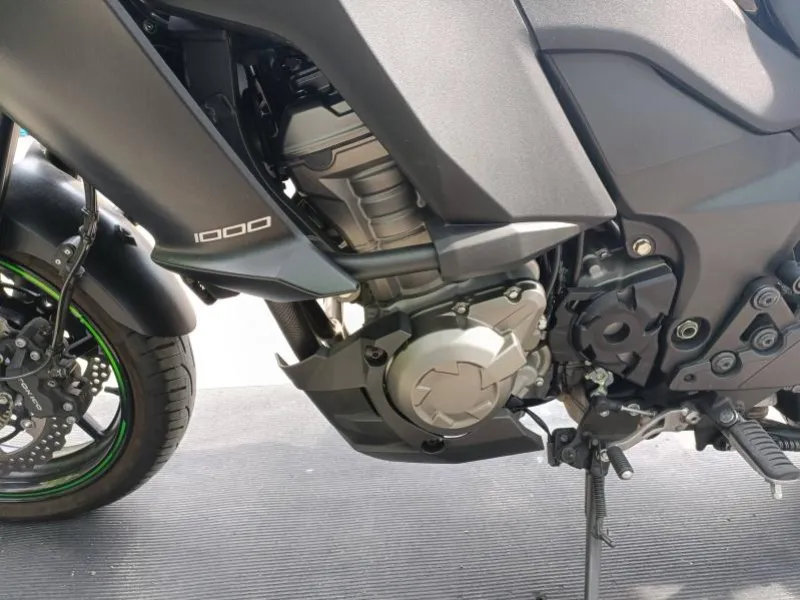 KAWASAKI 1000 VALISES TOP CASE ,POT AKRAPOVIC HOMOLOGUE