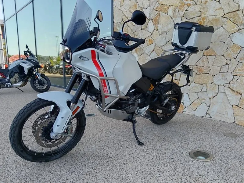 DUCATI 937. 110CV + OPTIONS