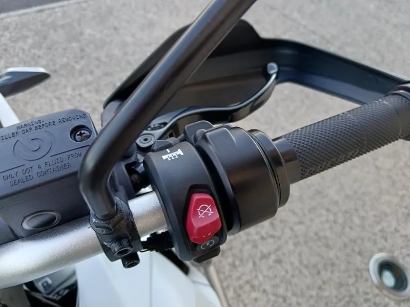 DUCATI 937. 110CV + OPTIONS