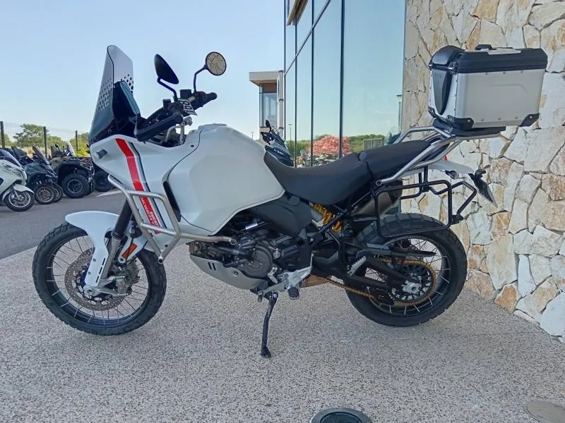 DUCATI 937. 110CV + OPTIONS