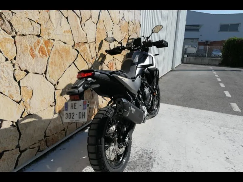 YAMAHA 700  2025