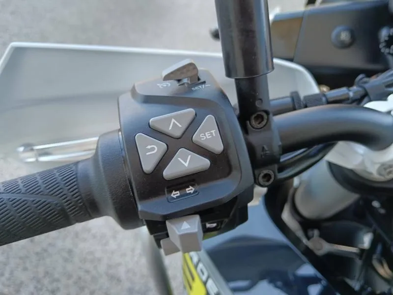 HUSQVARNA 901 Expedition + options