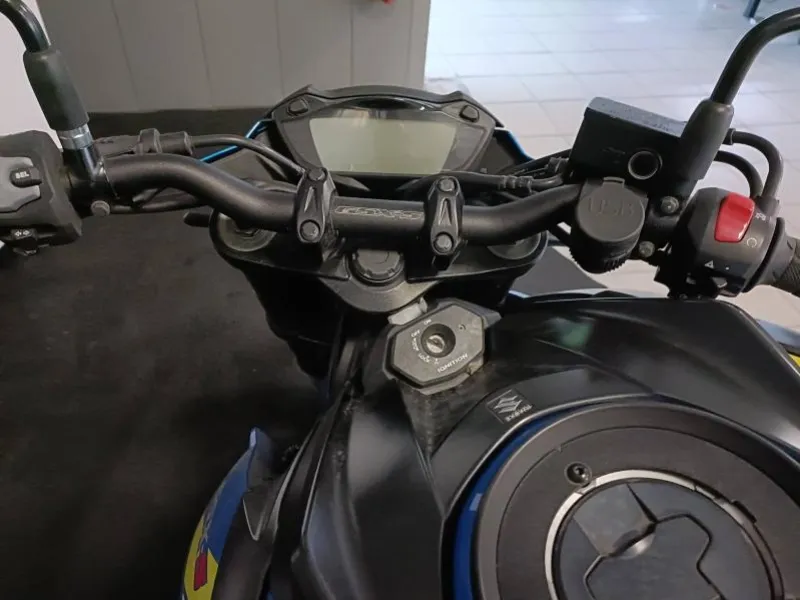 SUZUKI 750 ABS GSXS 750 POT IXIL