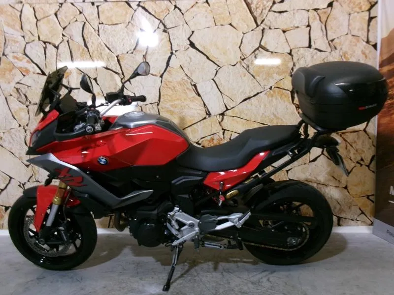 BMW F 900 XR A2