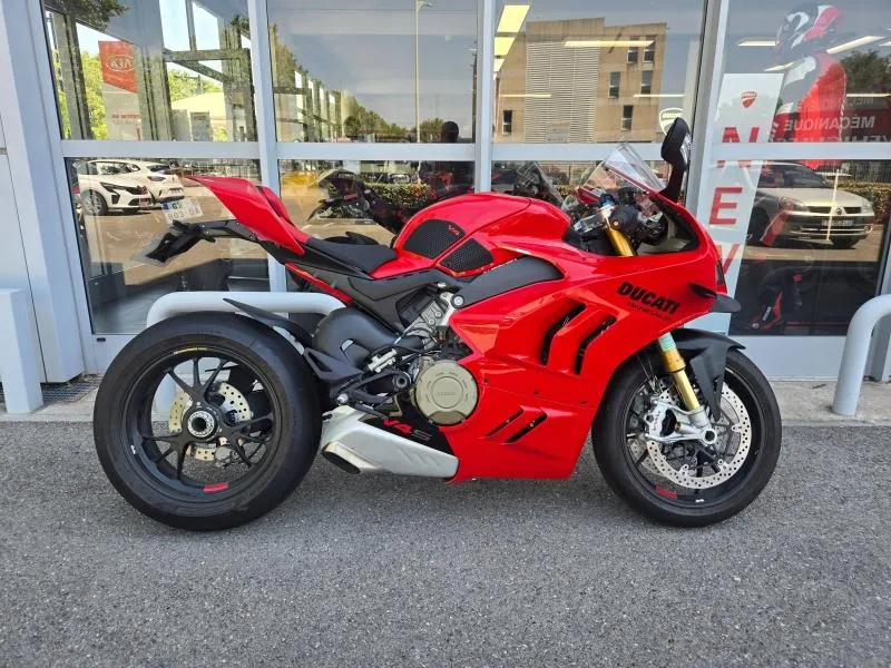 DUCATI V4 S