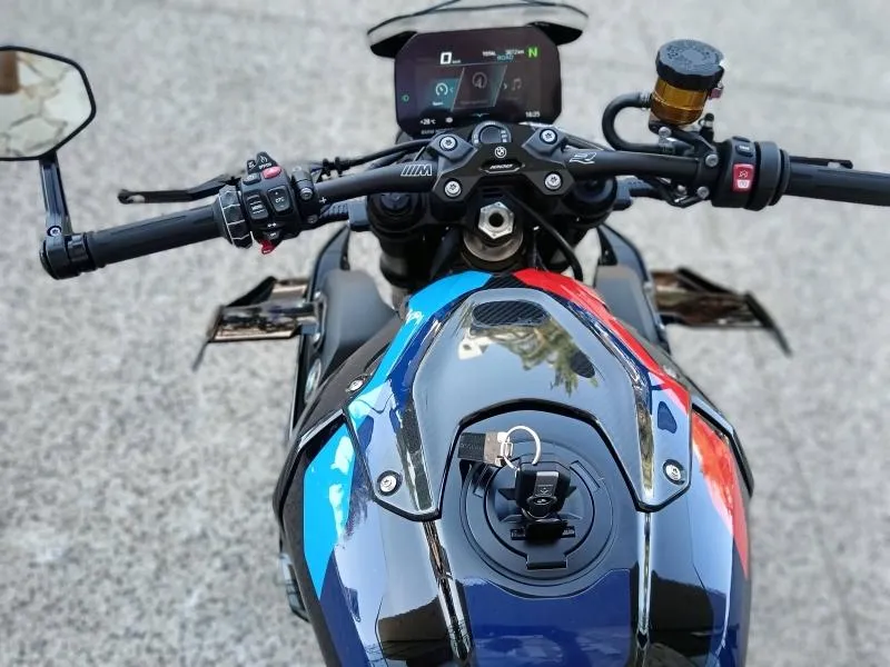 BMW 1000 R