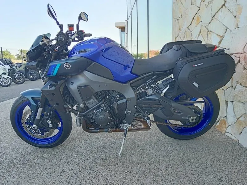 YAMAHA 1000 2024 + options.  MT10