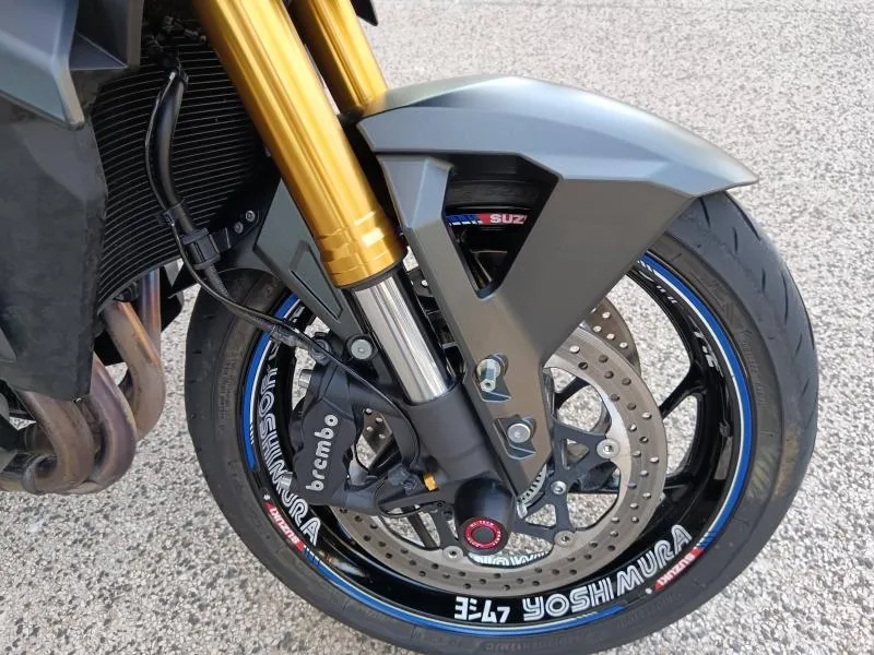 SUZUKI 1000 2022 1ére main