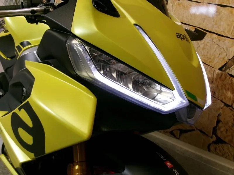 APRILIA RS 660 2025 105cv + RIZOMA
