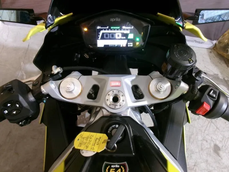 APRILIA RS 660 2025 105cv + RIZOMA