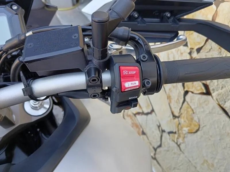 YAMAHA 900 ABS 2015