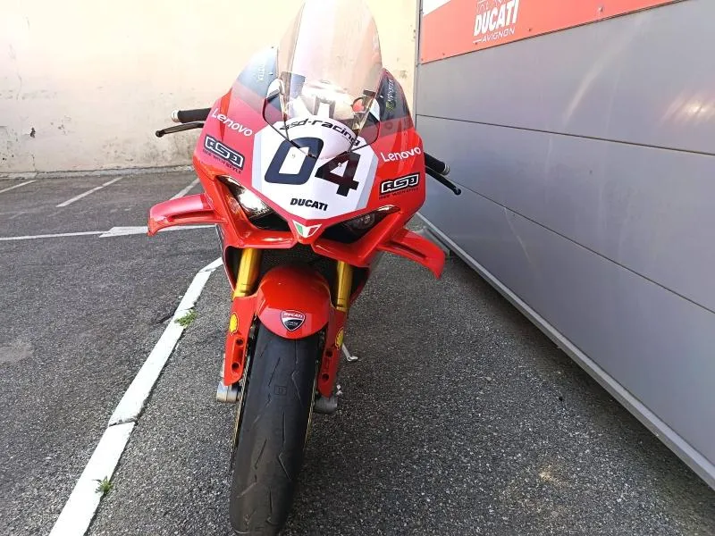 DUCATI PANIGALE V4 S 2024 EQUIPEE PISTE + CARENAGES ORIGINE GARANTIE 1AN