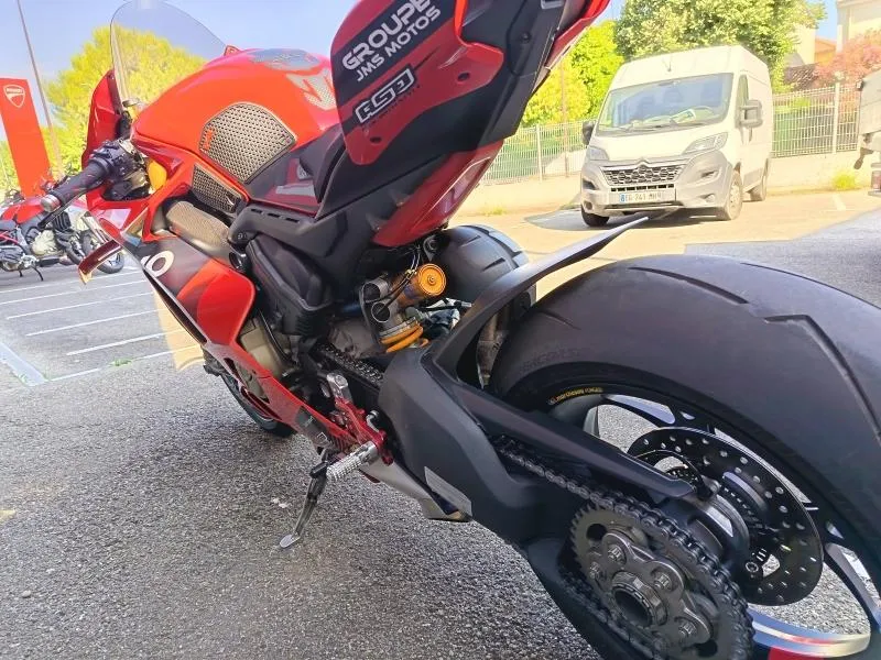 DUCATI PANIGALE V4 S 2024 EQUIPEE PISTE + CARENAGES ORIGINE GARANTIE 1AN