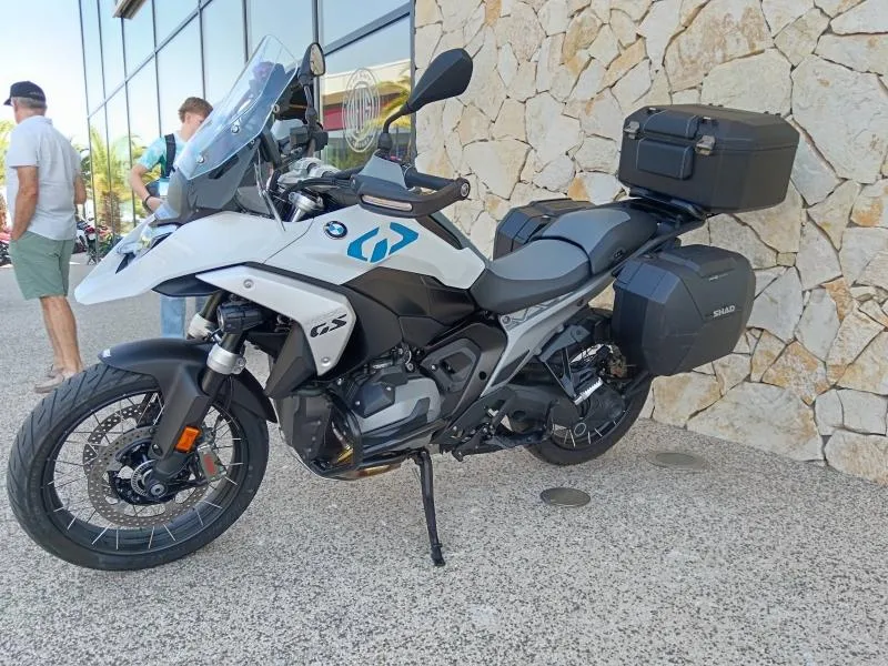 BMW 1300 GS full pack + options