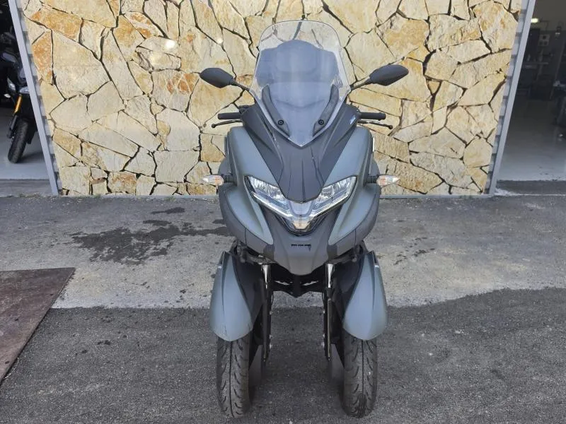 YAMAHA 300 ABS