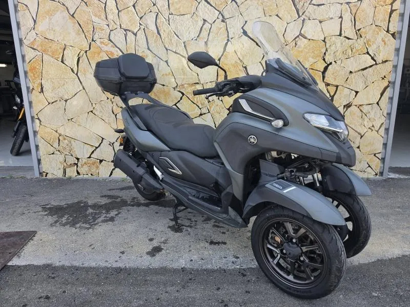 YAMAHA 300 ABS