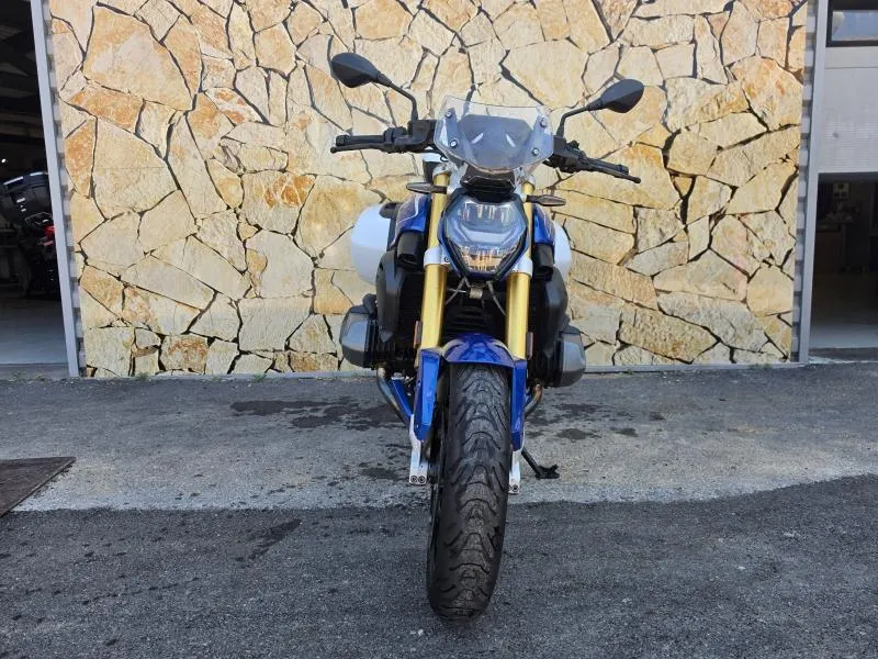 BMW 1250 R Evo