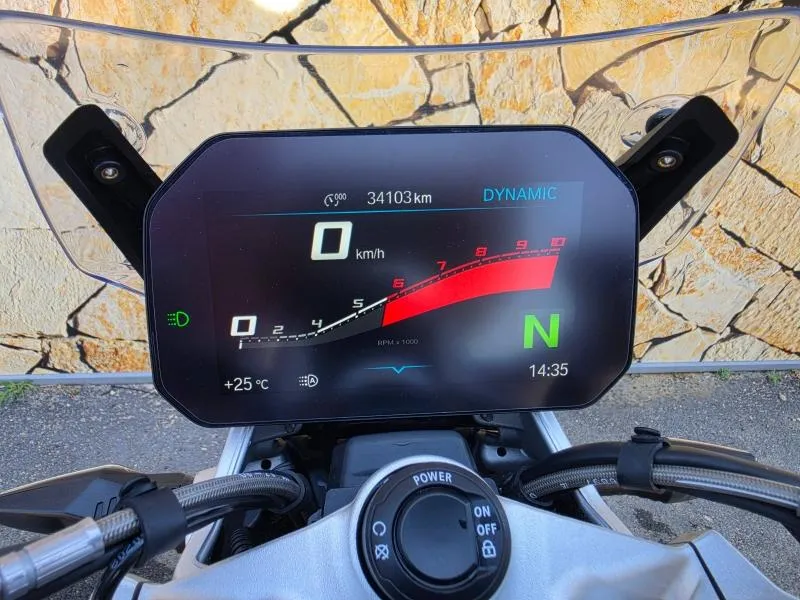 BMW 1250 R Evo