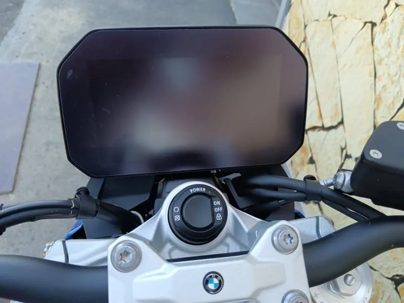 BMW F 900 R 2025