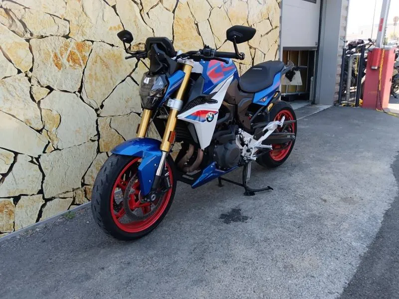 BMW F 900 R 2025