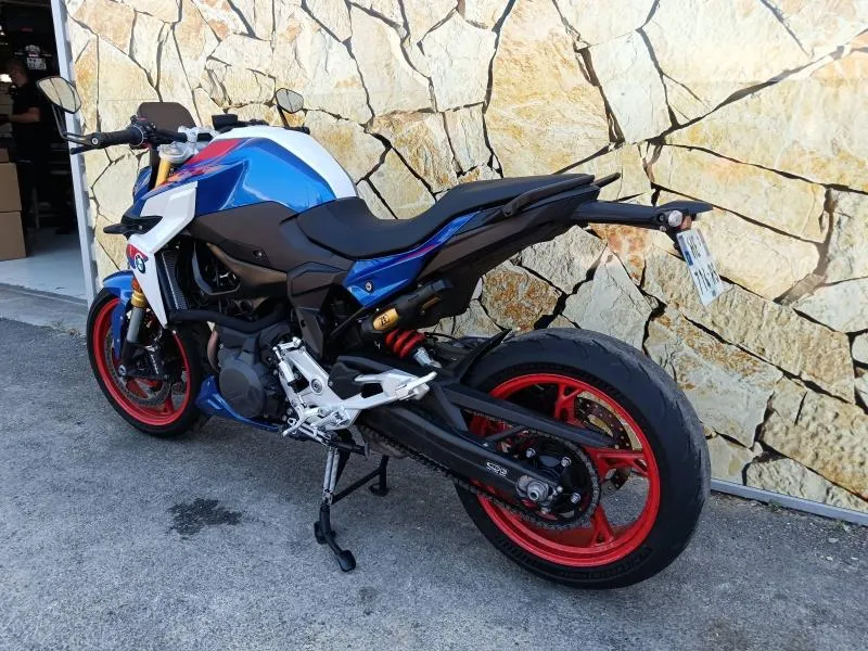 BMW F 900 R 2025