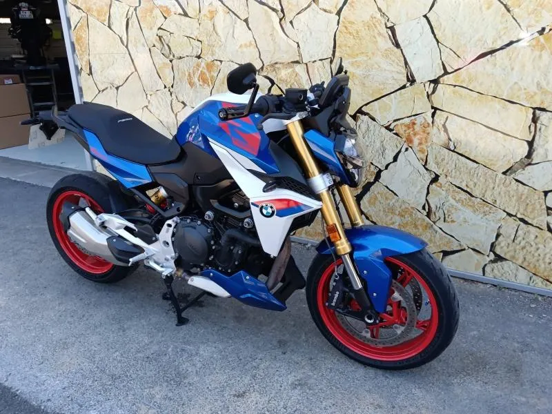BMW F 900 R 2025