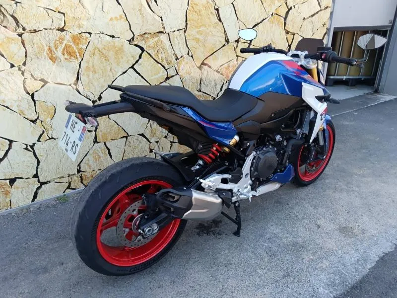BMW F 900 R 2025