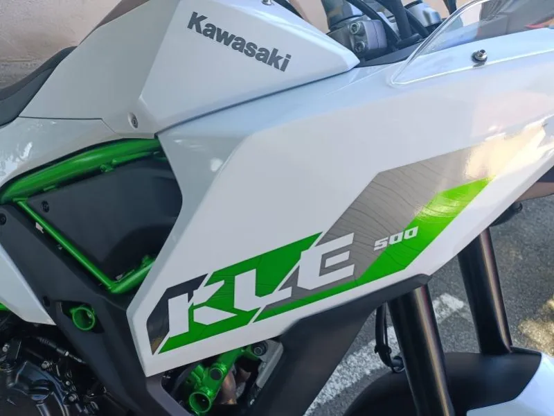 KAWASAKI 500 SE 1er main a saisir
