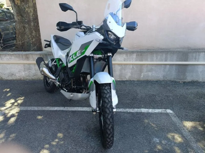 KAWASAKI 500 SE 1er main a saisir
