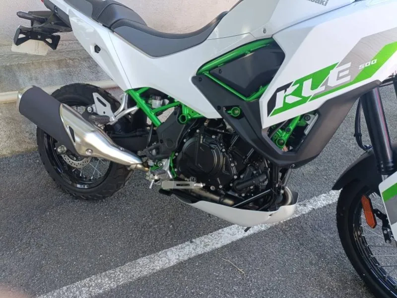 KAWASAKI 500 SE 1er main a saisir