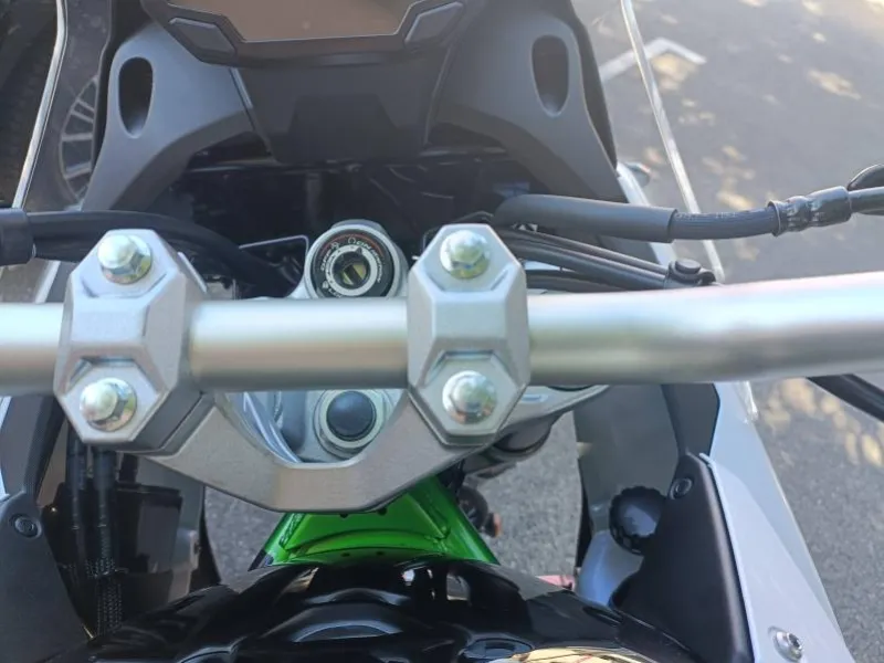KAWASAKI 500 SE 1er main a saisir