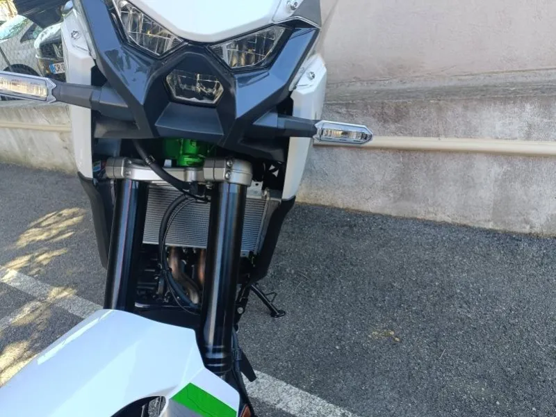 KAWASAKI 500 SE 1er main a saisir