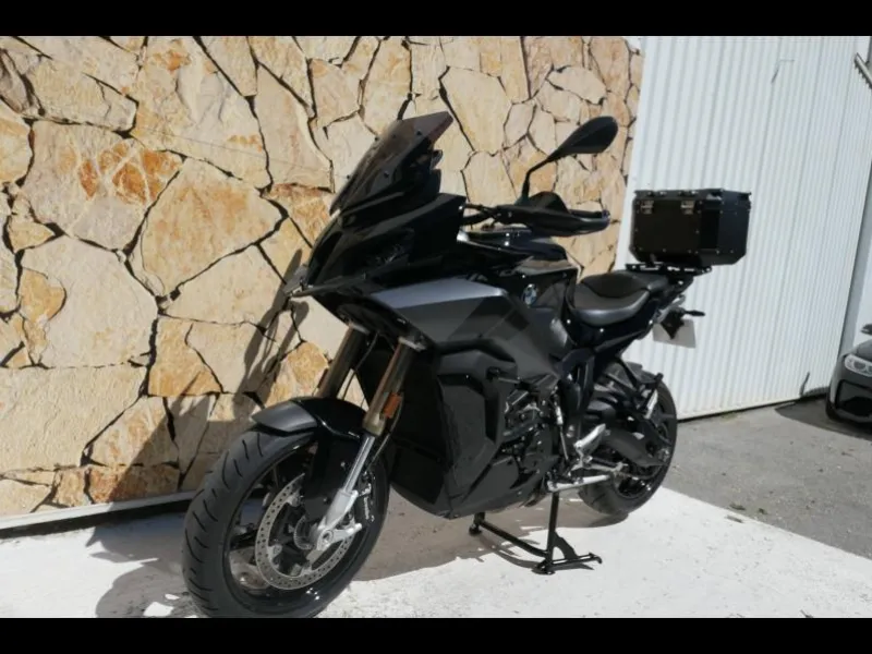 BMW 1000 XR Style Triple Black + Options