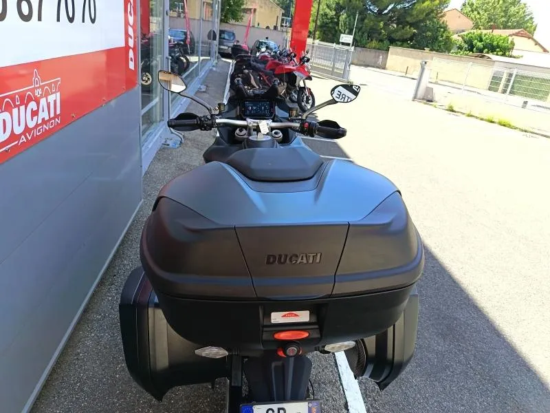 DUCATI Multistrada V4 S Travel & Radar 1ère main 4700 kms ! Ligne complète, Top case etc... gar