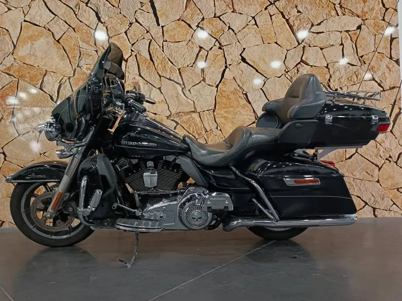 HARLEY-DAVIDSON Electra Glide Ultra Limited 1690 Noir ABS 2014