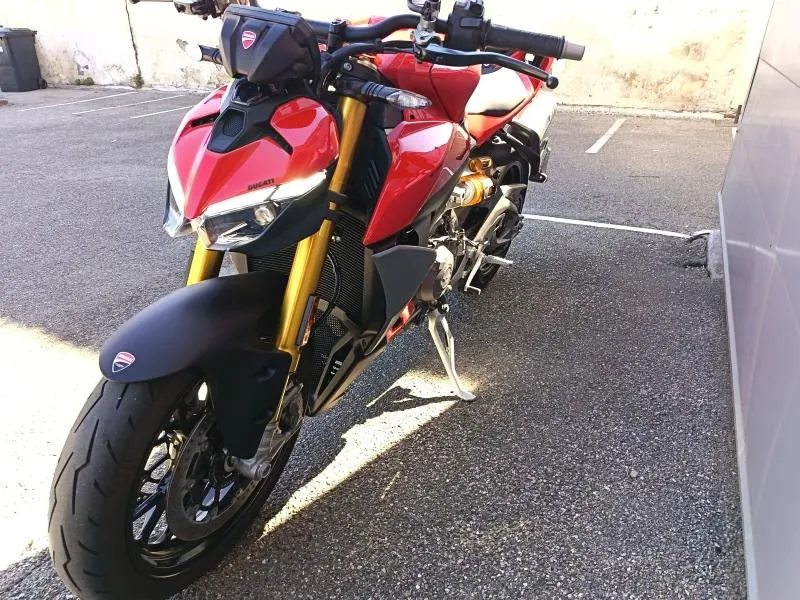 DUCATI Streetfighter V2 S 1ère main garantie 17/06/2027