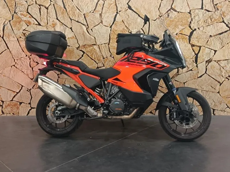 KTM SUPER ADVENTURE S .