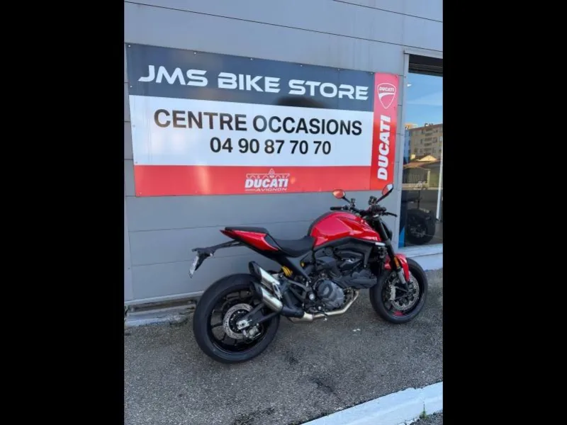 DUCATI Monster 937