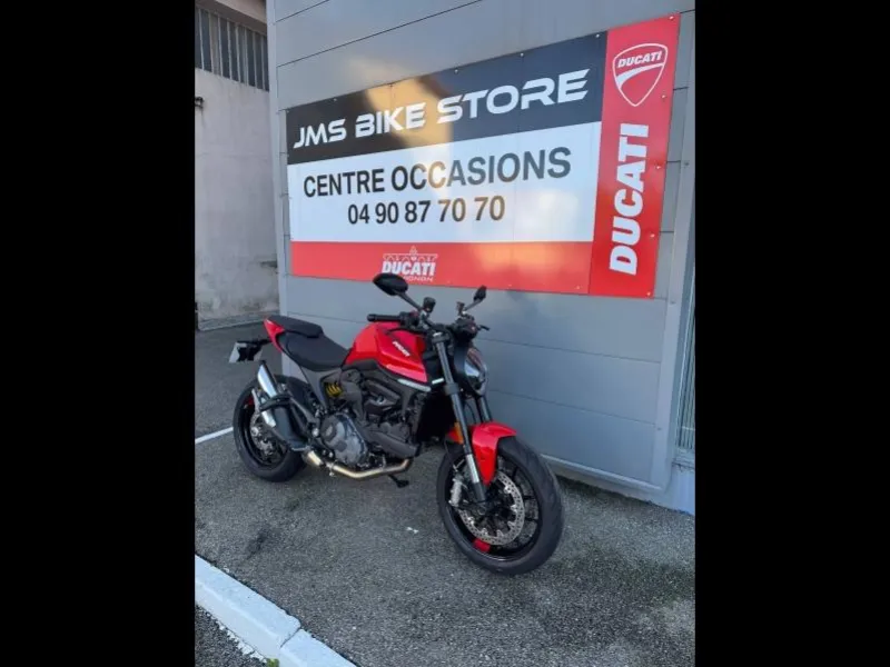 DUCATI Monster 937