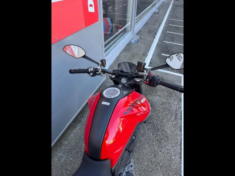 DUCATI Monster 937