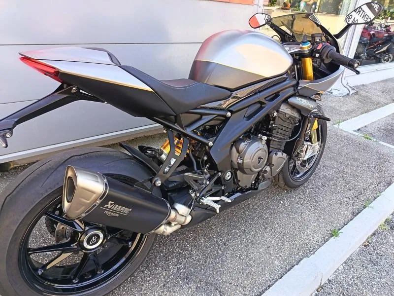 TRIUMPH Speed Triple 1200 RR BREITLING 1ERE MAIN GTIE 21/06/2028