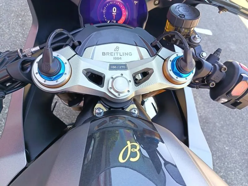 TRIUMPH Speed Triple 1200 RR BREITLING 1ERE MAIN GTIE 21/06/2028