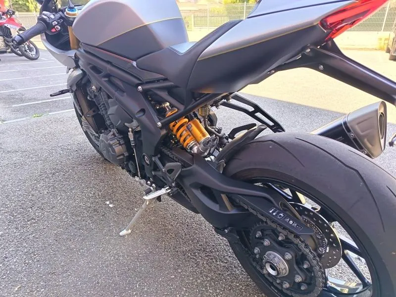 TRIUMPH Speed Triple 1200 RR BREITLING 1ERE MAIN GTIE 21/06/2028