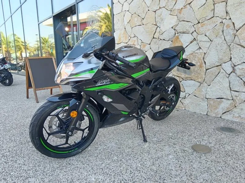 KAWASAKI 125 2024 + POT